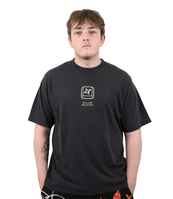 FIRST LIGHT T-SHIRT BLACK: FROM A SINGLE STAR TO A THOUSAND EYES
